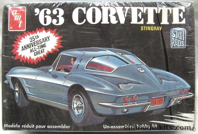 AMT 1/25 Chevrolet 1963 Corvette Stingray - Split Window Coupe, A163 plastic model kit